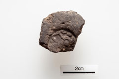 Fig. 27: 印影付封泥片 YH190154［クリックで拡大］
